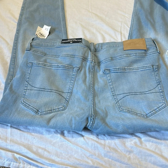 Hollister Advanced Stretch Skinny Jeans 34x30 NWT distressed - Picture 6 of 6